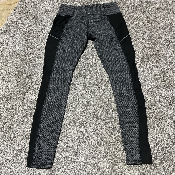 Zobha Women’s Ankle leggings Tweed Style Gray And Black Size M Zipper Pockets - Picture 7 of 9